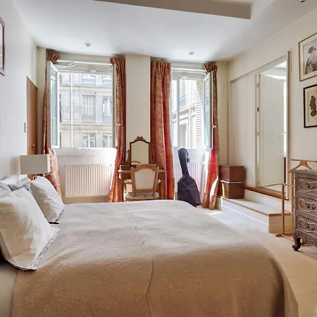 Apartment Victor Hugo - Avenue Foch - 235 Metres Carres Paris
