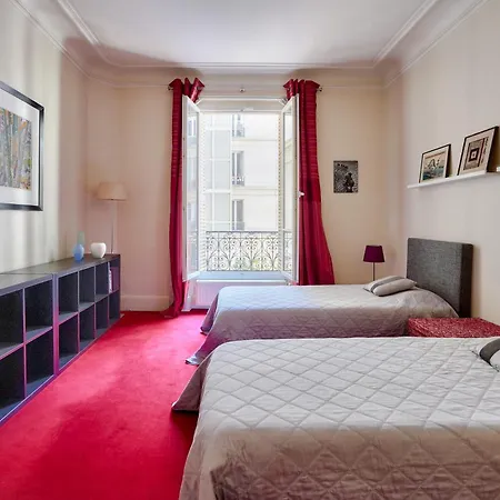 Apartment Victor Hugo - Avenue Foch - 235 Metres Carres *